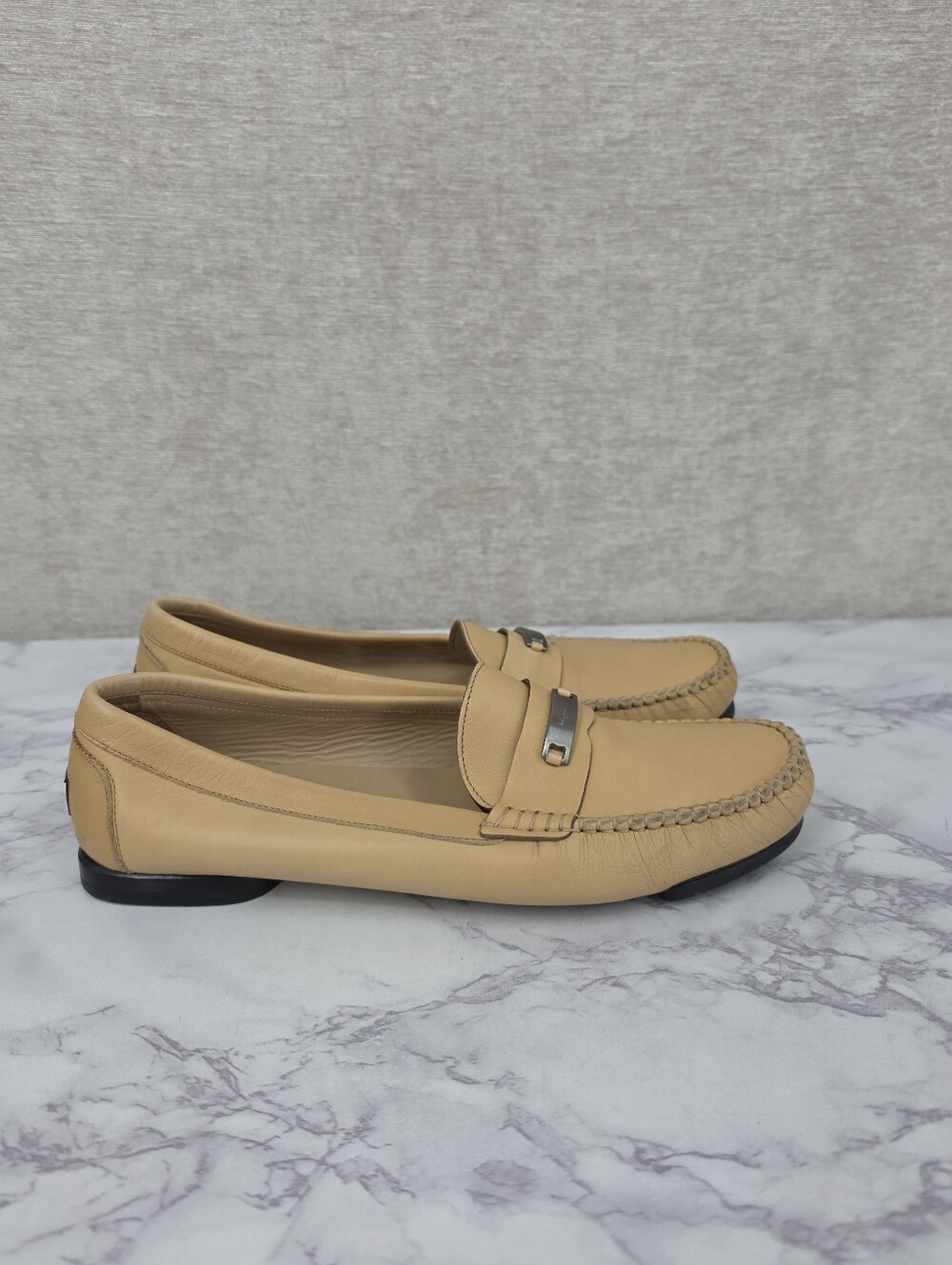 Salvatore Ferragamo Sport Tan Leather Gancio Driving Moccasin Loafers Shoes